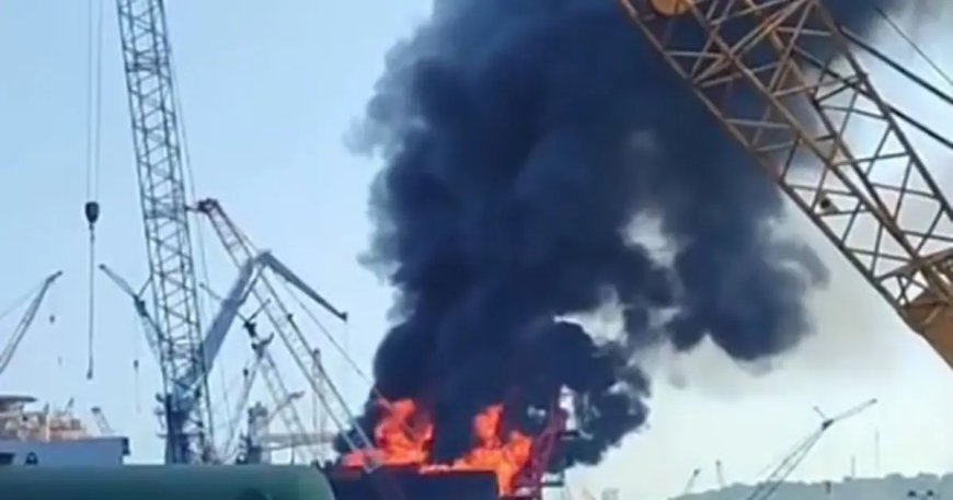 Aliağa'da gemi söküm tesisinde korkutan yangın