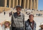 Türkiye bu aileyi konuşuyor. Mucize 34 yıl sonra geldi, hayâlleri olan Anıtkabir’i ziyaret ettiler