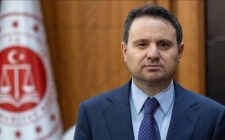 Bakan Gürlek'ten yakalanan FETÖ'cü Burkay Karatepe ile ilgili açıklama