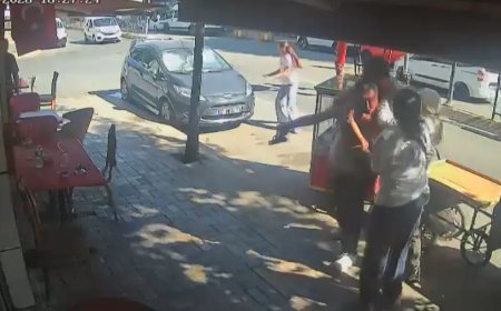 "Laf atma" kavgasında araya giren kişi öldü. Güvenlik kamerası görüntüleri ortaya çıktı