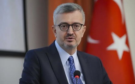 Burhanettin Duran: İsrail'in saldırıları barışa yönelik çabayı sabote etmektedir