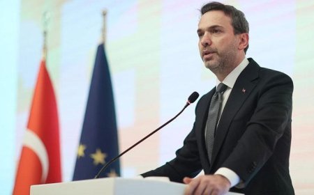 Bakan Bayraktar: Enerjide tüm yollar Türkiye'ye çıkıyor