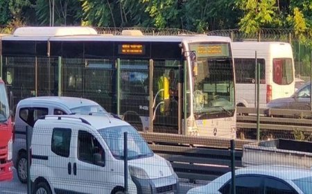 Bahçelievler'de metrobüsün altında kalan kadın ağır yaralandı