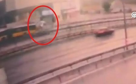 Küçükçekmece'de 3 kişinin öldüğü kazanın görüntüleri ortaya çıktı