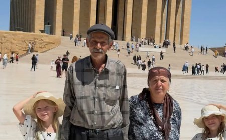 Türkiye bu aileyi konuşuyor. Mucize 34 yıl sonra geldi, hayâlleri olan Anıtkabir’i ziyaret ettiler