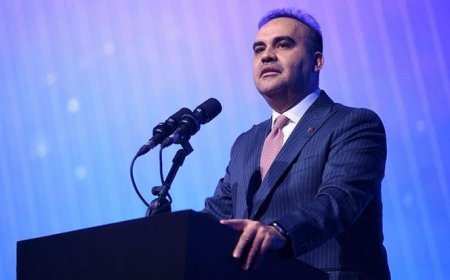 Bakan Kacır: Afyonkarahisar’da gerçekleşecek 164 milyar lira yatırımın önünü açtık