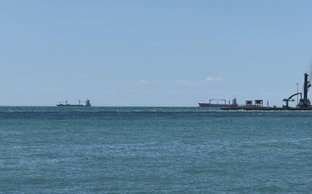 Tekirdağ'da fırtına; eğitim uçuşları iptal, 3 ilçede denize girmek yasak