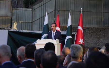 Cumhurbaşkanı Yardımcısı Yılmaz, 'Pakistan Bağımsızlık Günü' kutlamasında konuştu