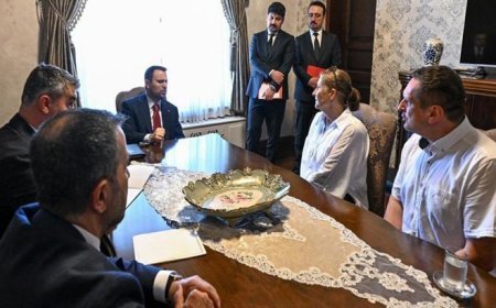 Bakan Gürlek, Trabzon'da yorgun mermi ile hayatını kaybeden Emir’in ailesiyle görüştü