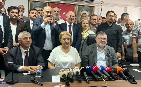Menderes Belediyesi Başkanvekili AK Parti'nin adayı Asuman Şen oldu