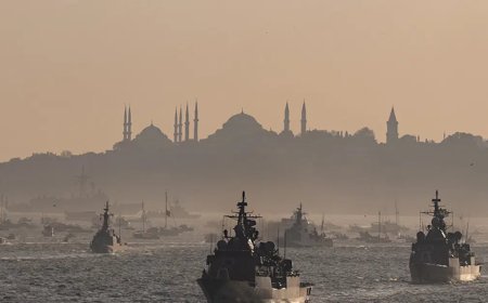 Türk donanması İzmit Körfezi'ni selamlayacak