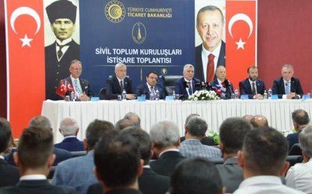 Bakan Bolat: Kütahya jeotermal zengin kaynaklarıyla aynı zamanda bir turizm şehrimiz oldu