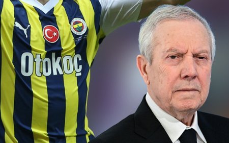 Fenerbahçe'de bir ayrılık daha: Yönetim kapıyı gösterdi!