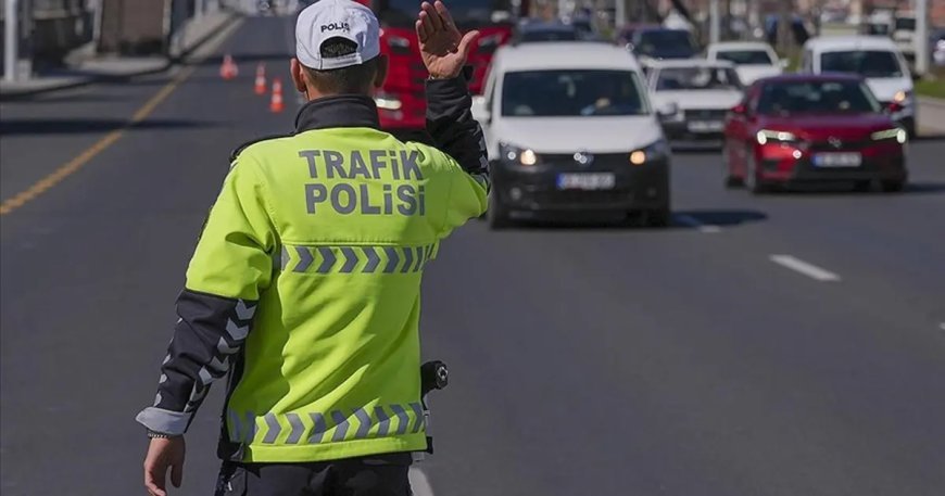 İstanbul'da bu gece bazı yollar trafiğe kapatılacak: İşte kapalı yollar ve alternatif güzergahlar