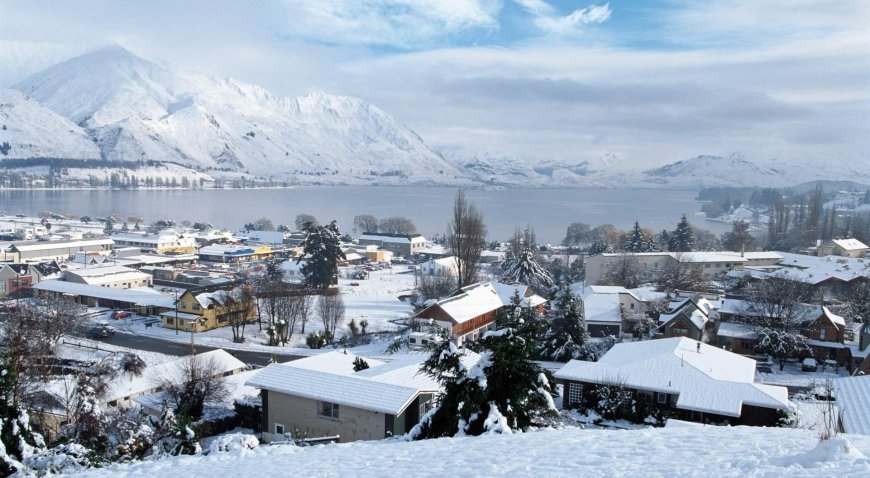 Dünya sıcaktan kavrulurken kara teslim oldular! Okullar tatil edildi