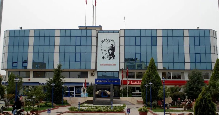 Menderes Belediyesi'ne operasyon. Başkan İlkay Çiçek dahil 15 kişi gözaltında