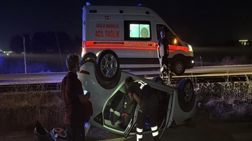 Eskişehir’de şarampole düşen araçta iki kişi yaralandı