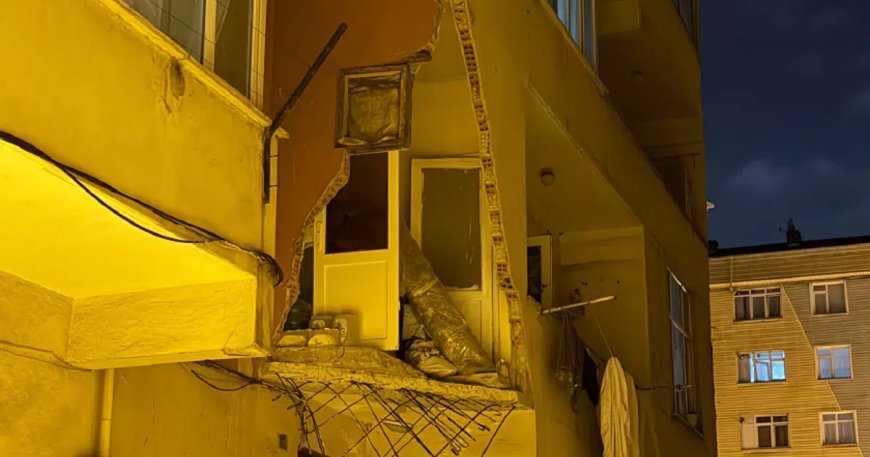 Balkon çöktü, 5 katlı bina boşaltıldı