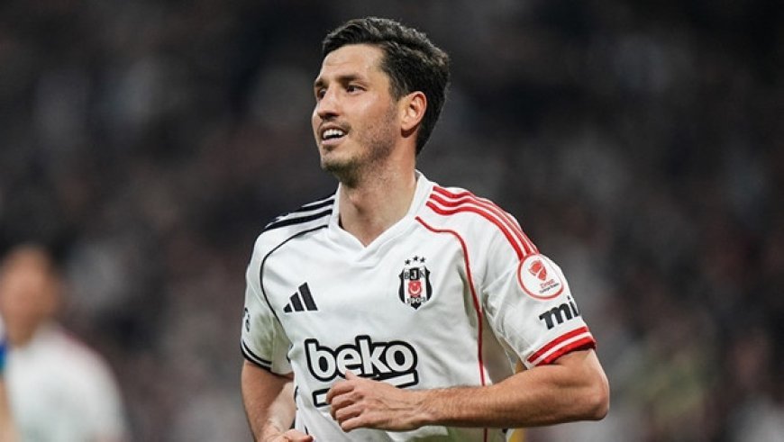 Salih Uçan'ın yeni takımı belli oldu!
