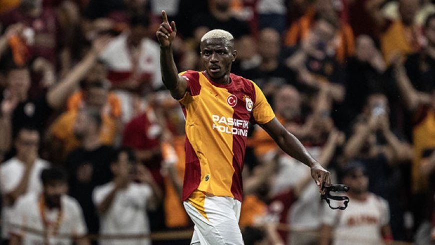 Victor Osimhen'den transfer yanıtı: 'Görür ve düşünürüz!'
