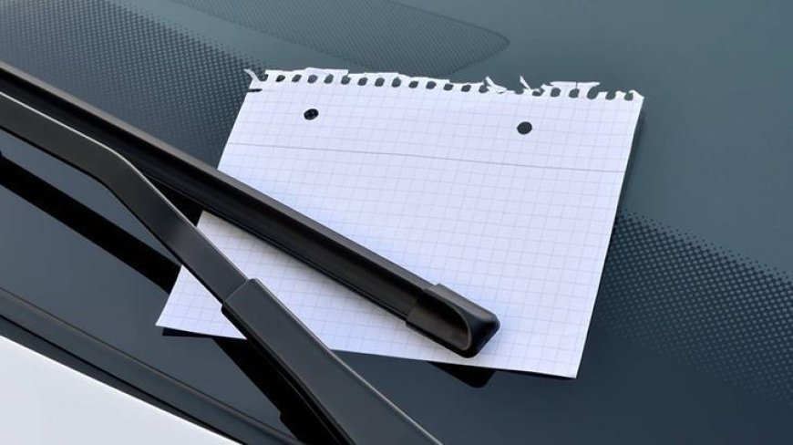 Aracının camına bırakılan notla kabusu yaşadı! 'Aklıma en kötü ihtimaller geldi'