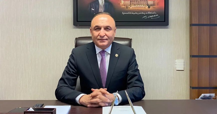 Yeni Parti vekili Melih Meriç'e bıçaklı saldırı. Saldırgan eski CHP'li ilçe başkanı çıktı